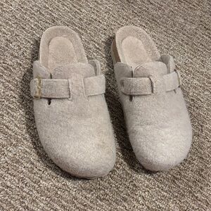 Women's Suede Buckle Backless Clog Mules - Light Taupe